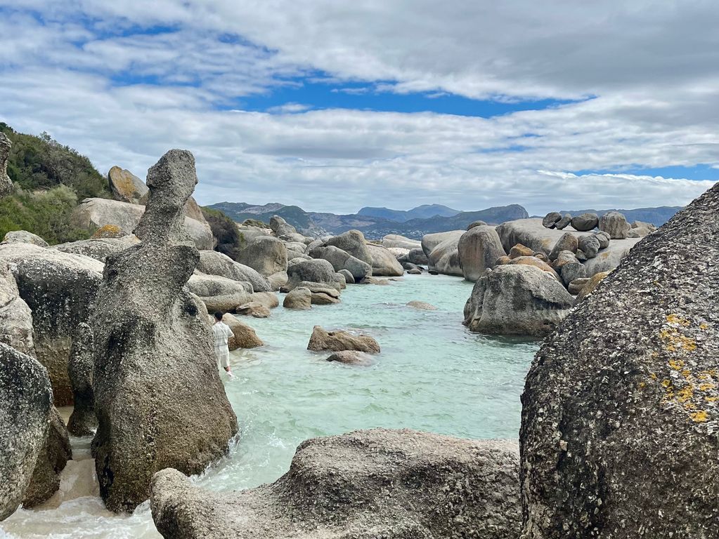 Rotsen Boulders beach